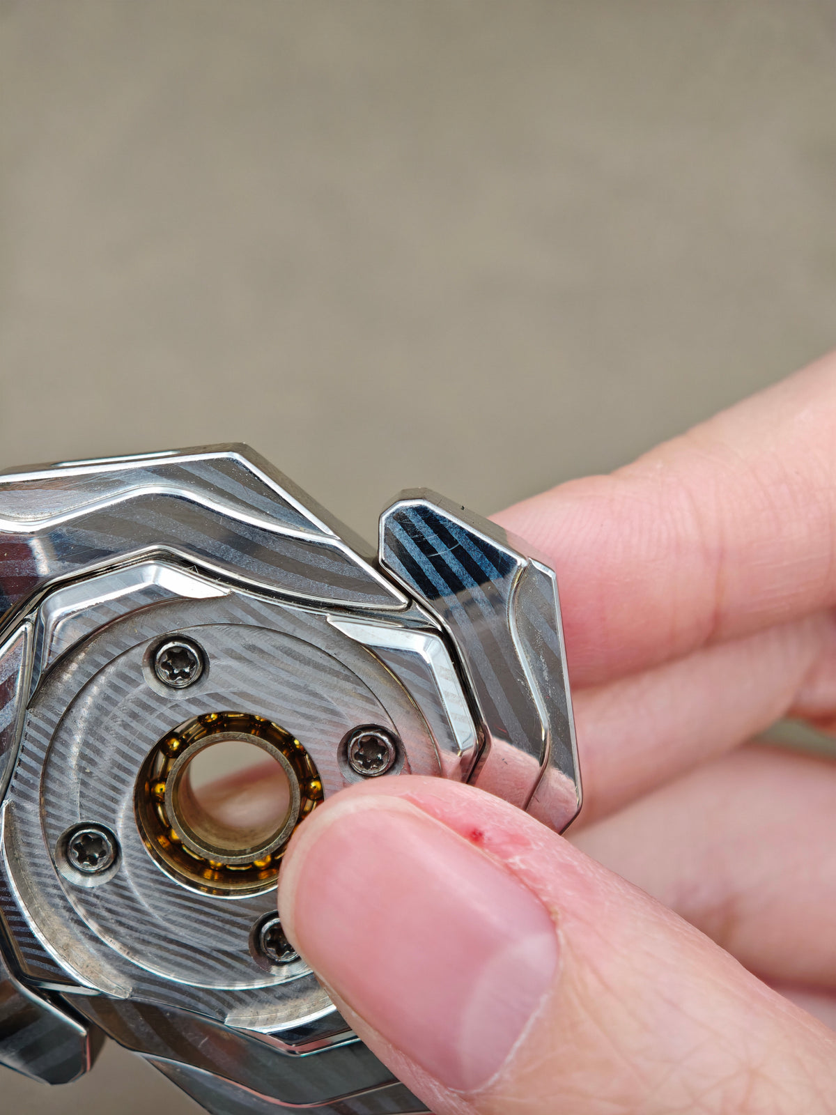 Haze Shell Opening Damasteel