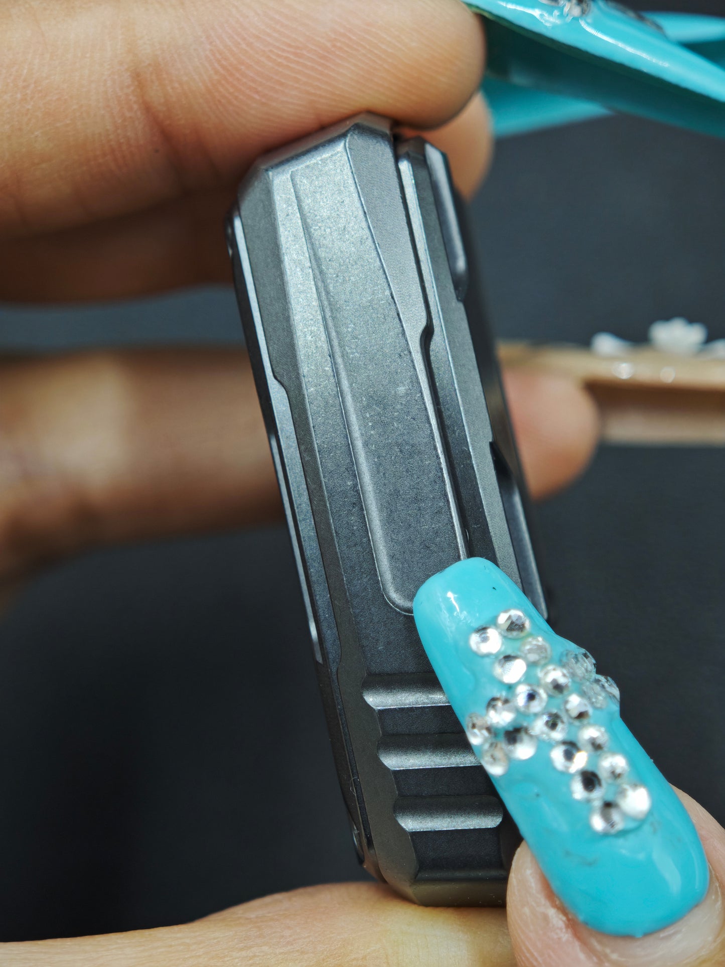 Thousand machines Zirconium