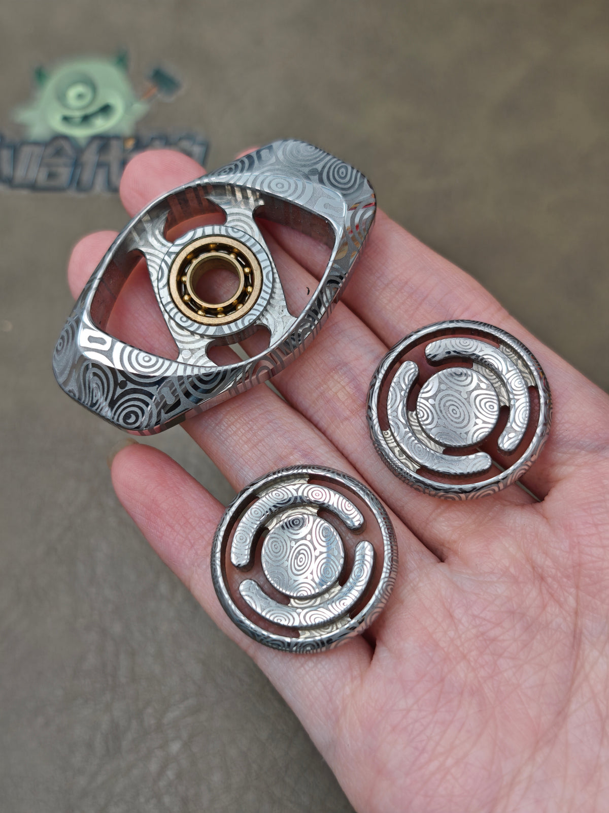 Phantom Dual Leaf Stainless Steel