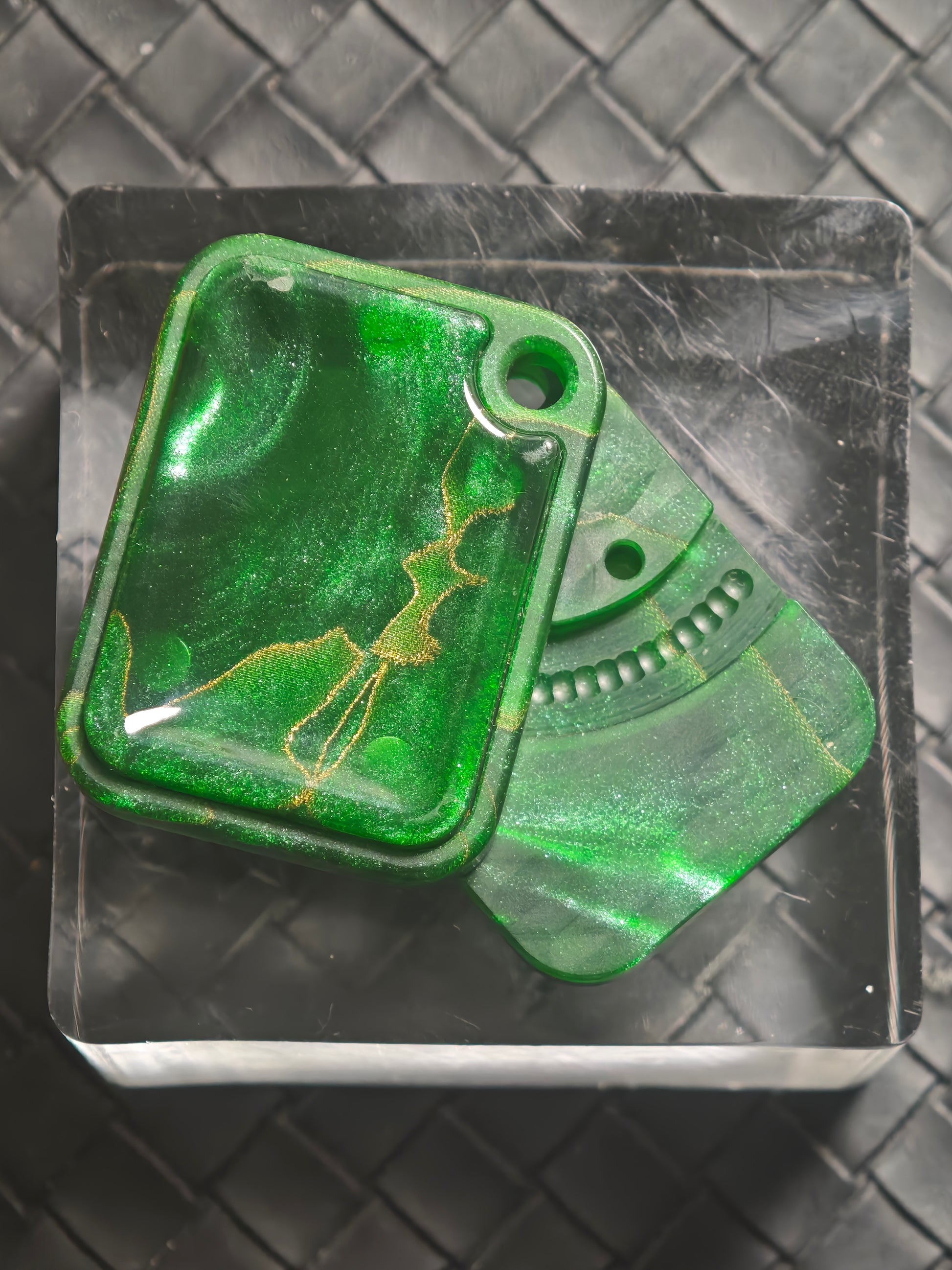 Price Tag Nine Palace Resin Copper