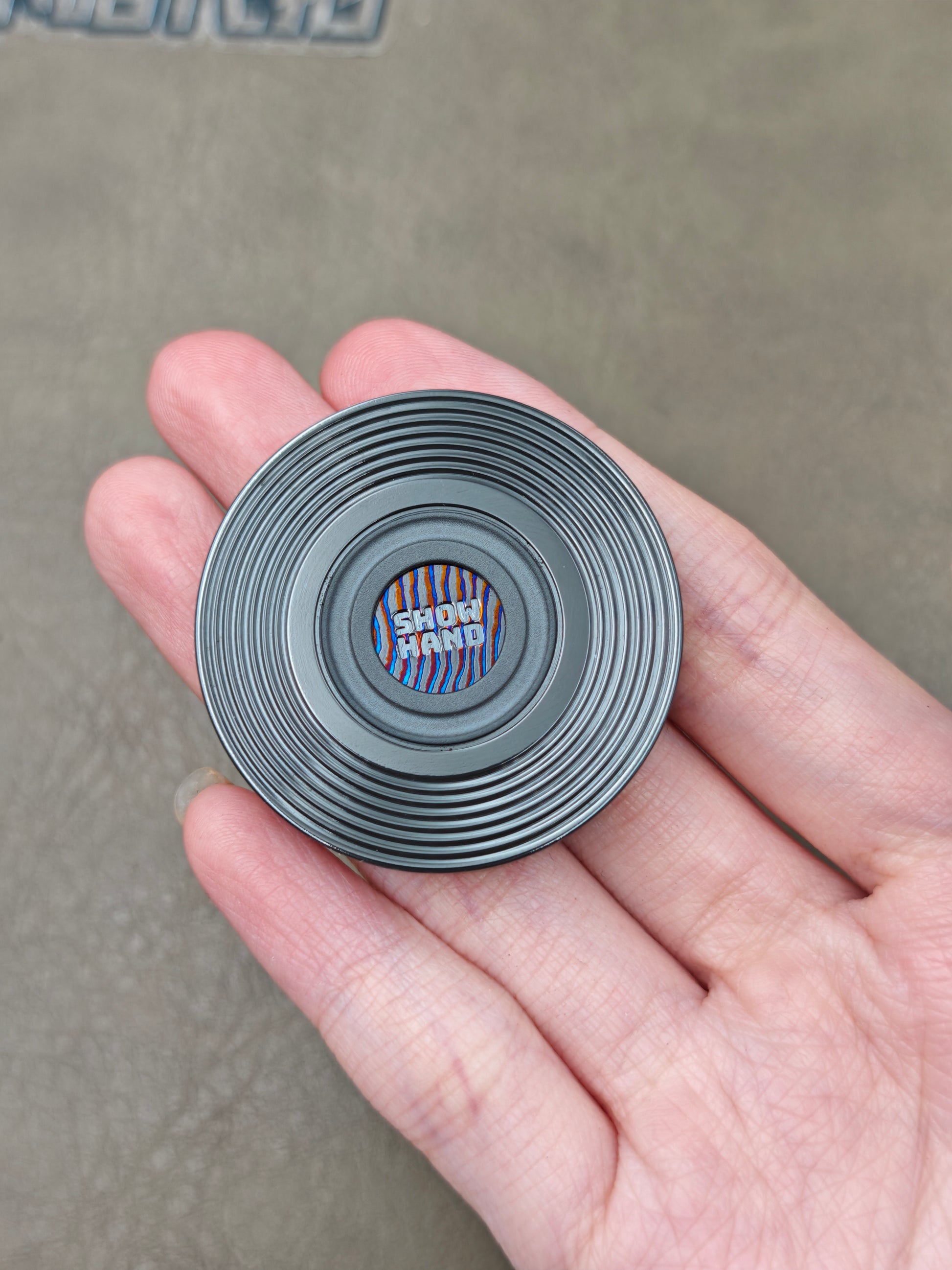 Showdown Mechanical Track Zircuti Zirconium