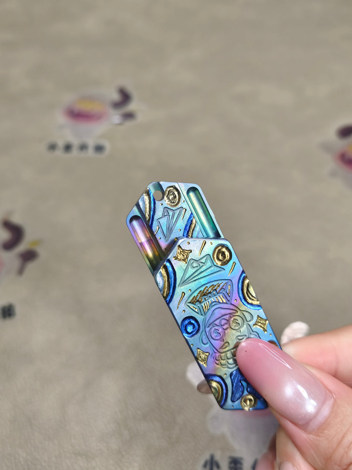 Plane Titanium Engraved