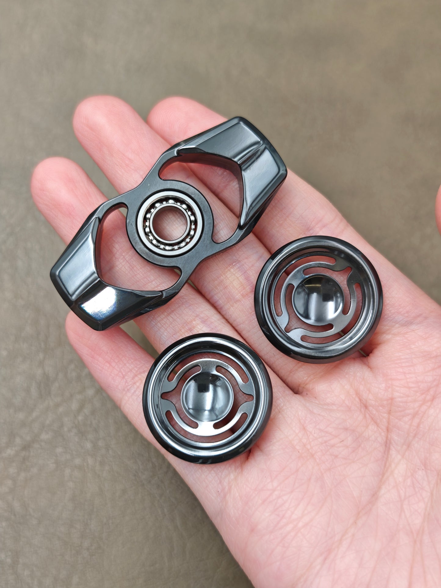 Kamen Dual Leaf Zirconium