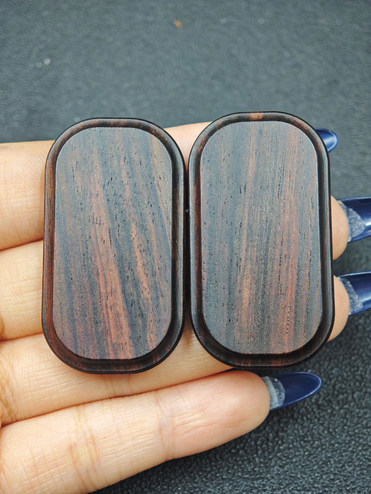 No.11 Shell Redwood