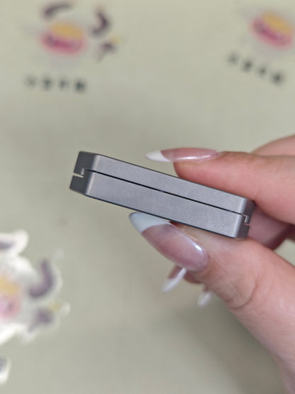 Plane Titanium