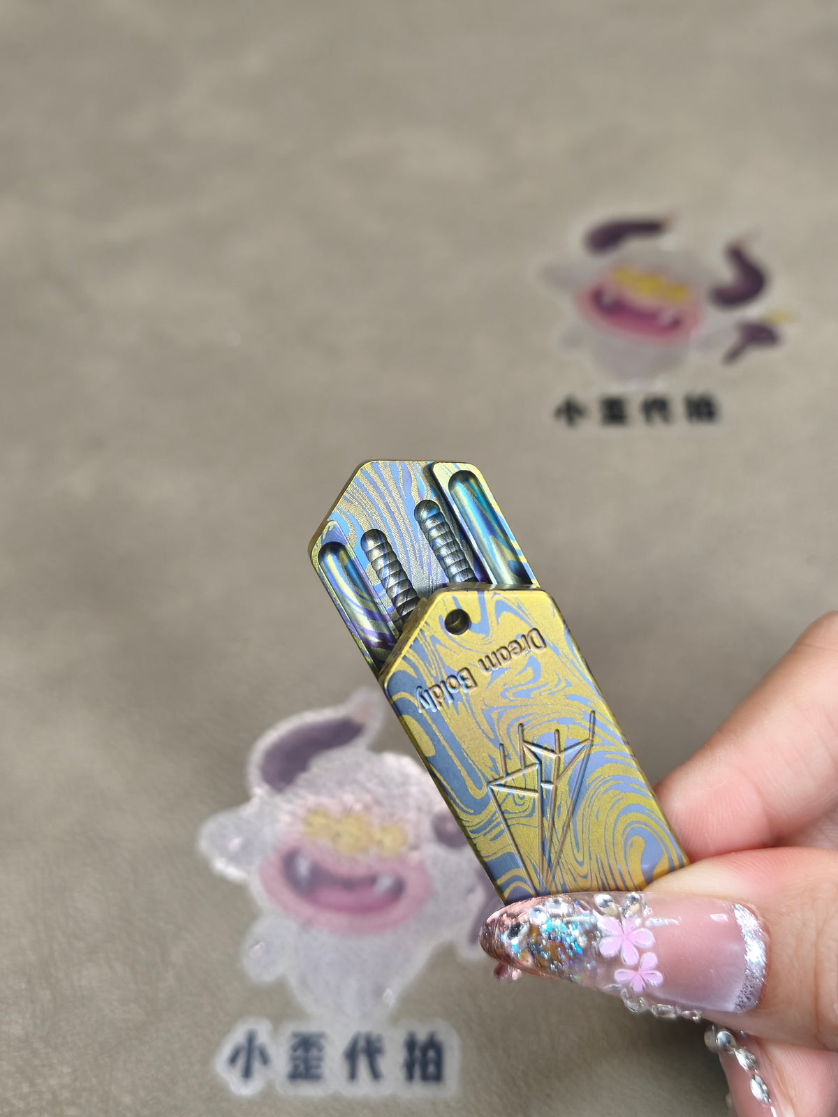 Plane Titanium Engraved