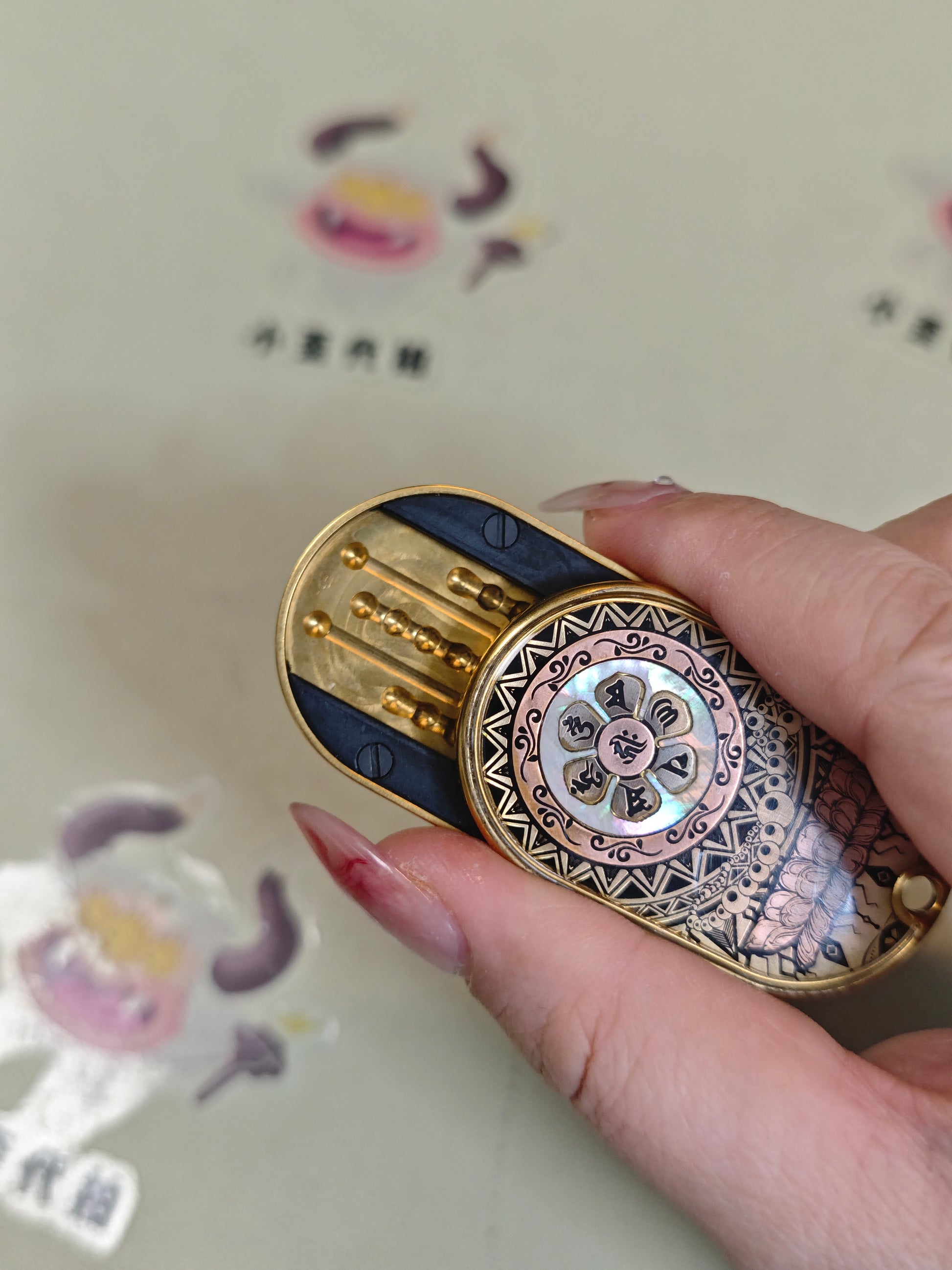 Groove Zirconium Gold Plated Resin-Sealed