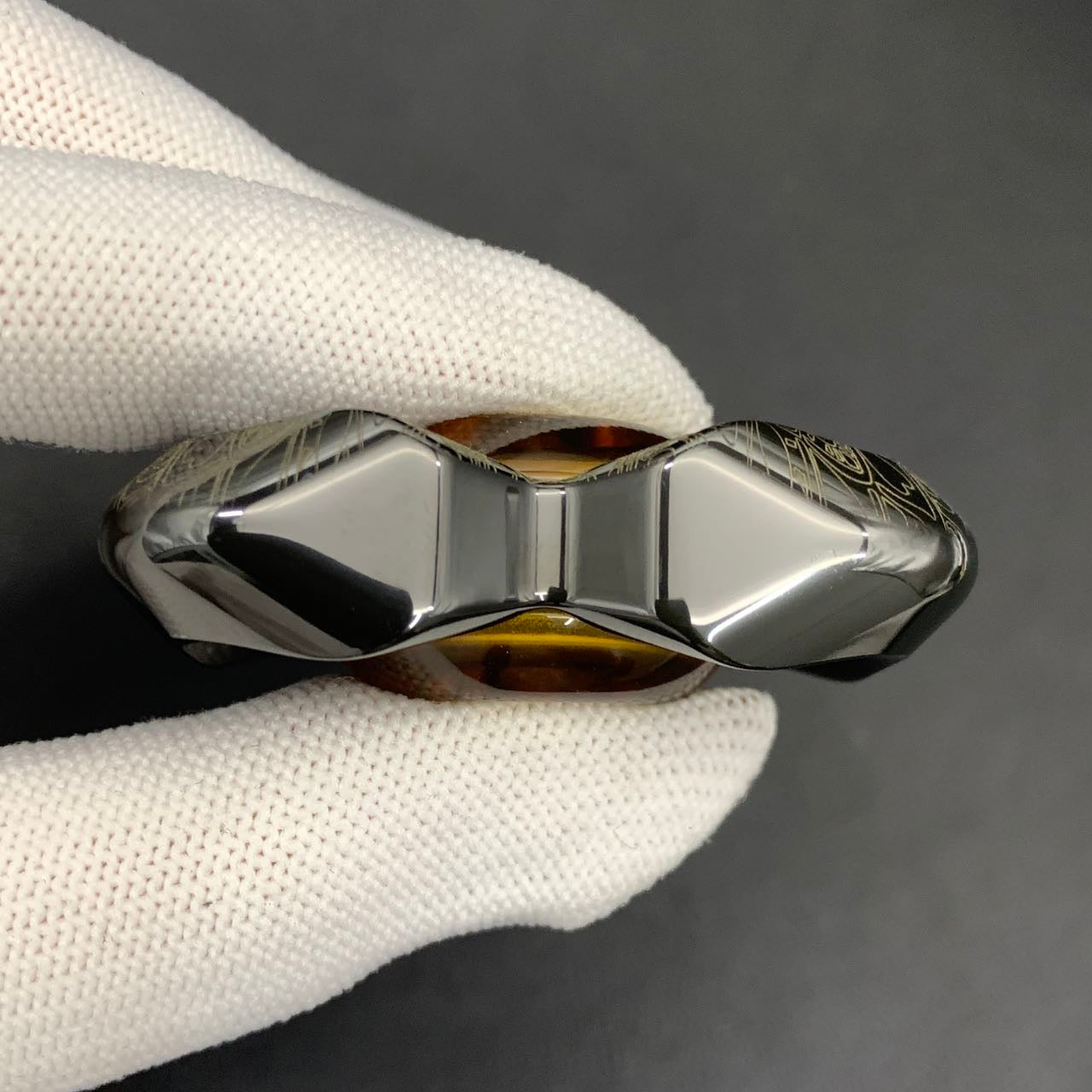 Feather Zirconium Engraved