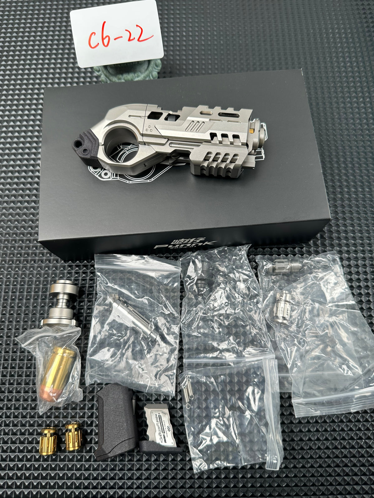 Punnk Titanium