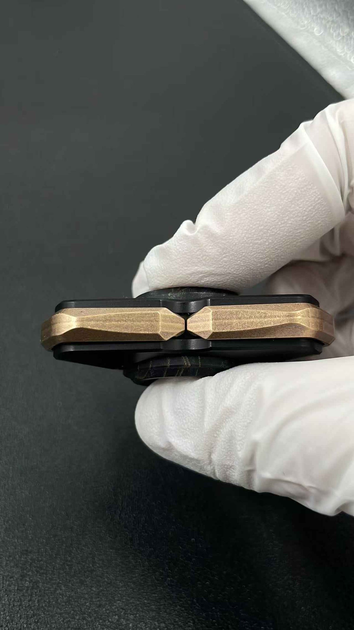 Qs Titanium Copper Resin