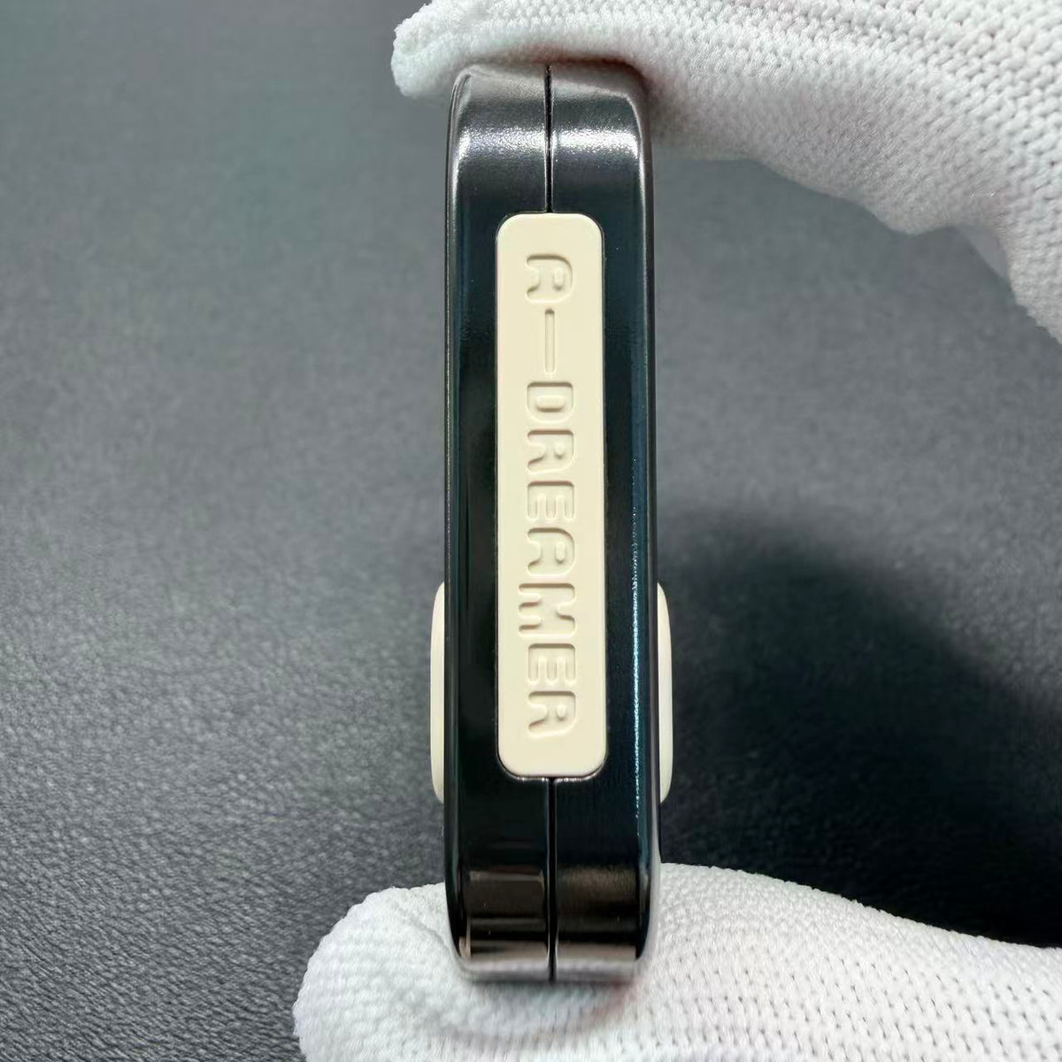 Kong Zirconium