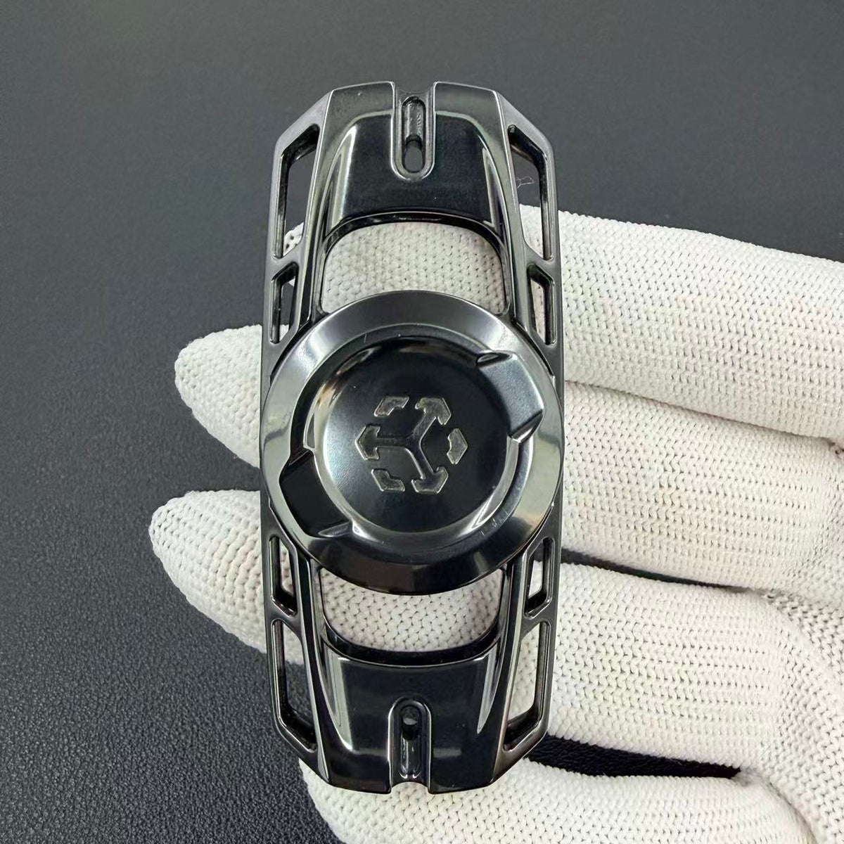 Ling Yin Zirconium