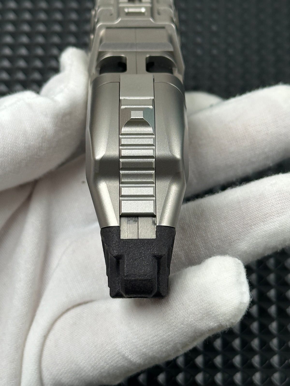 Punnk Titanium