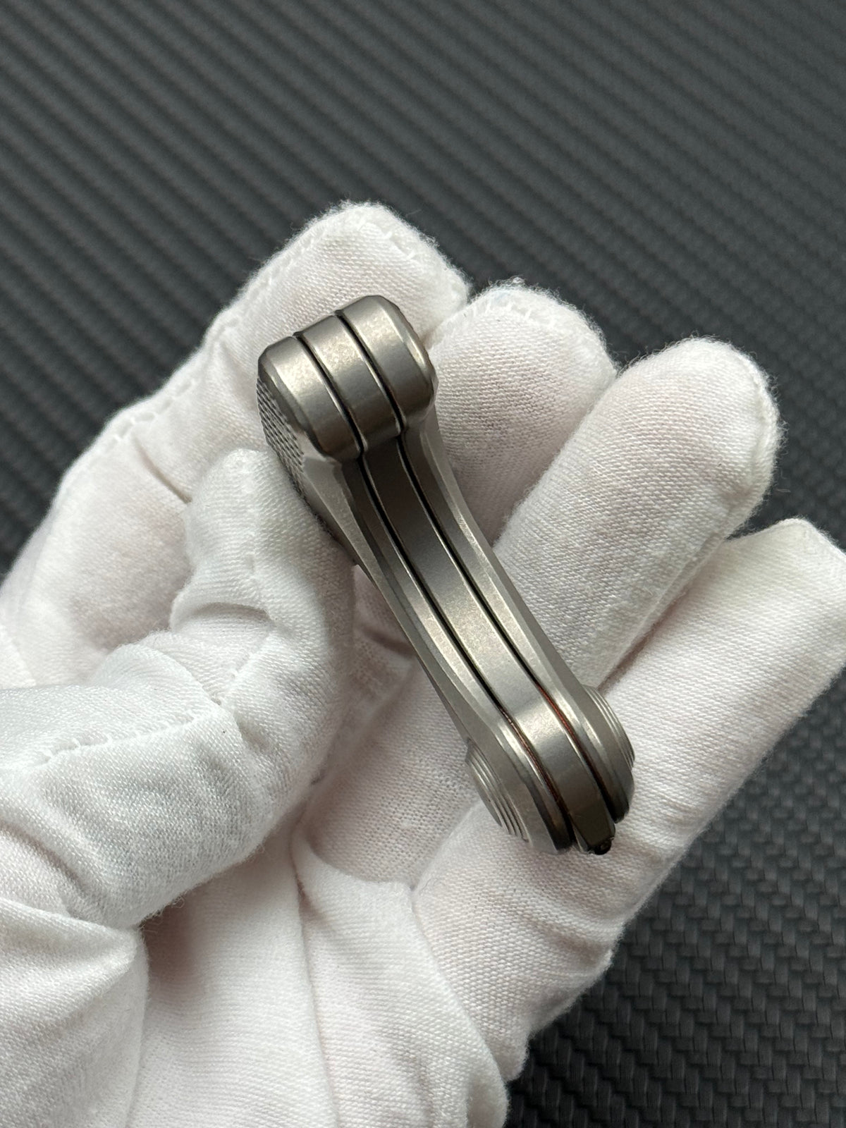 Sailor Knuckle Titanium
