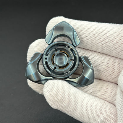 Toothless Mini Pearl White Zirconium
