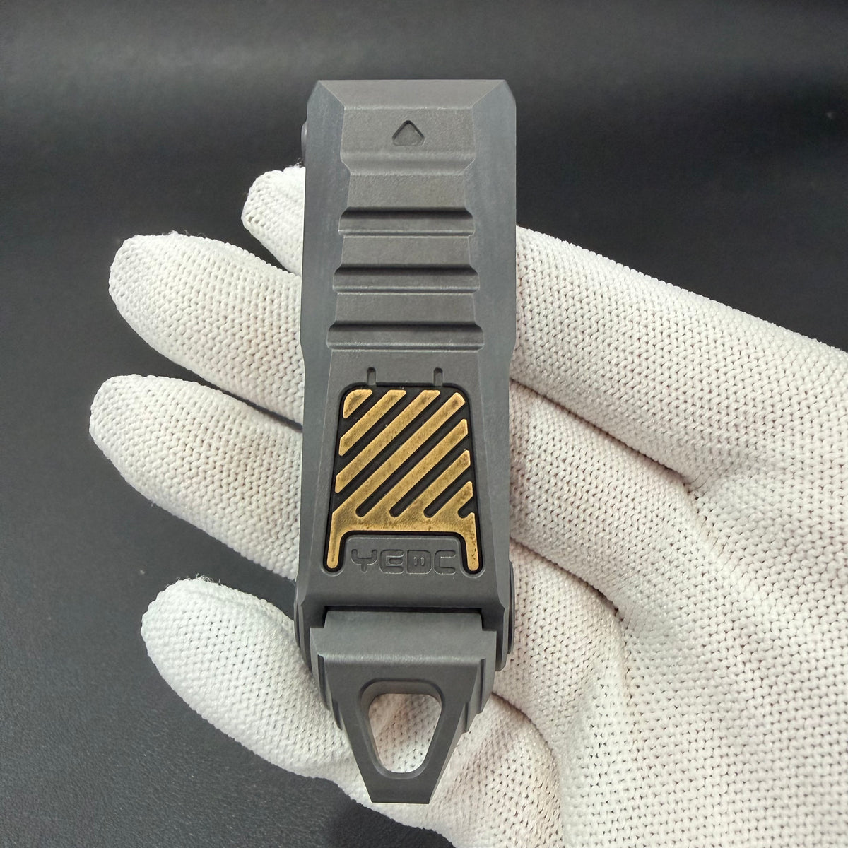 Razor Zirconium