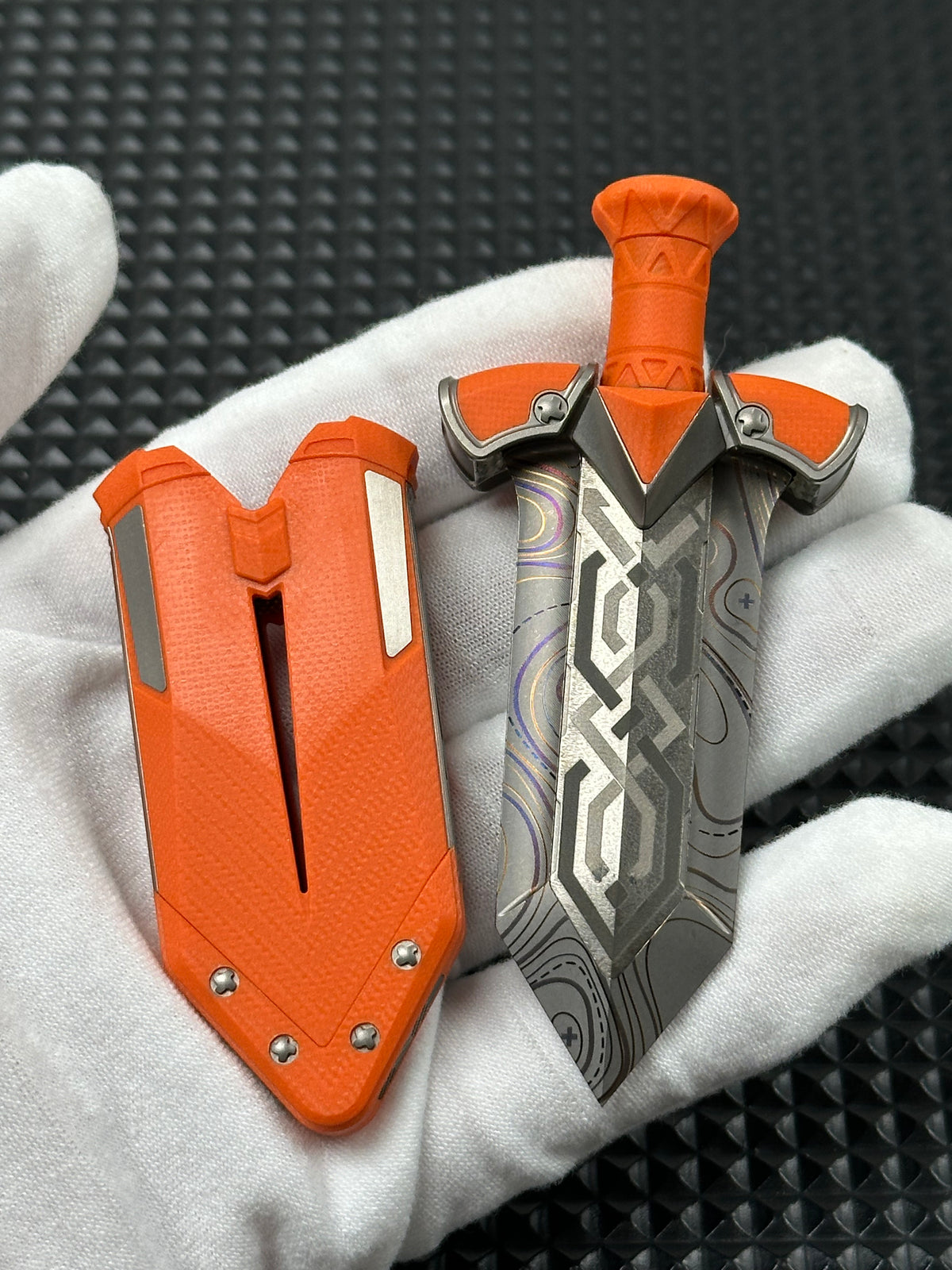 Aroundight G10