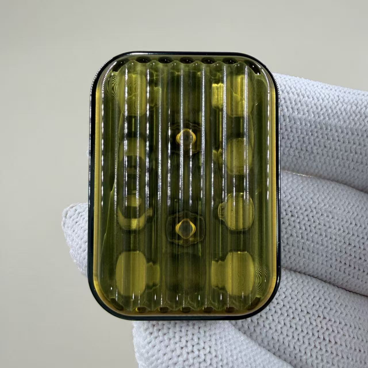 Travel r PEI Zirconium