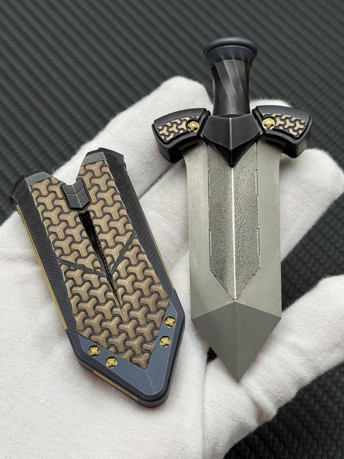 Aroundight Titanium