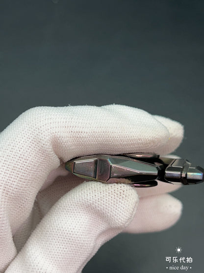 Ouroboros Zirconium Tungsten