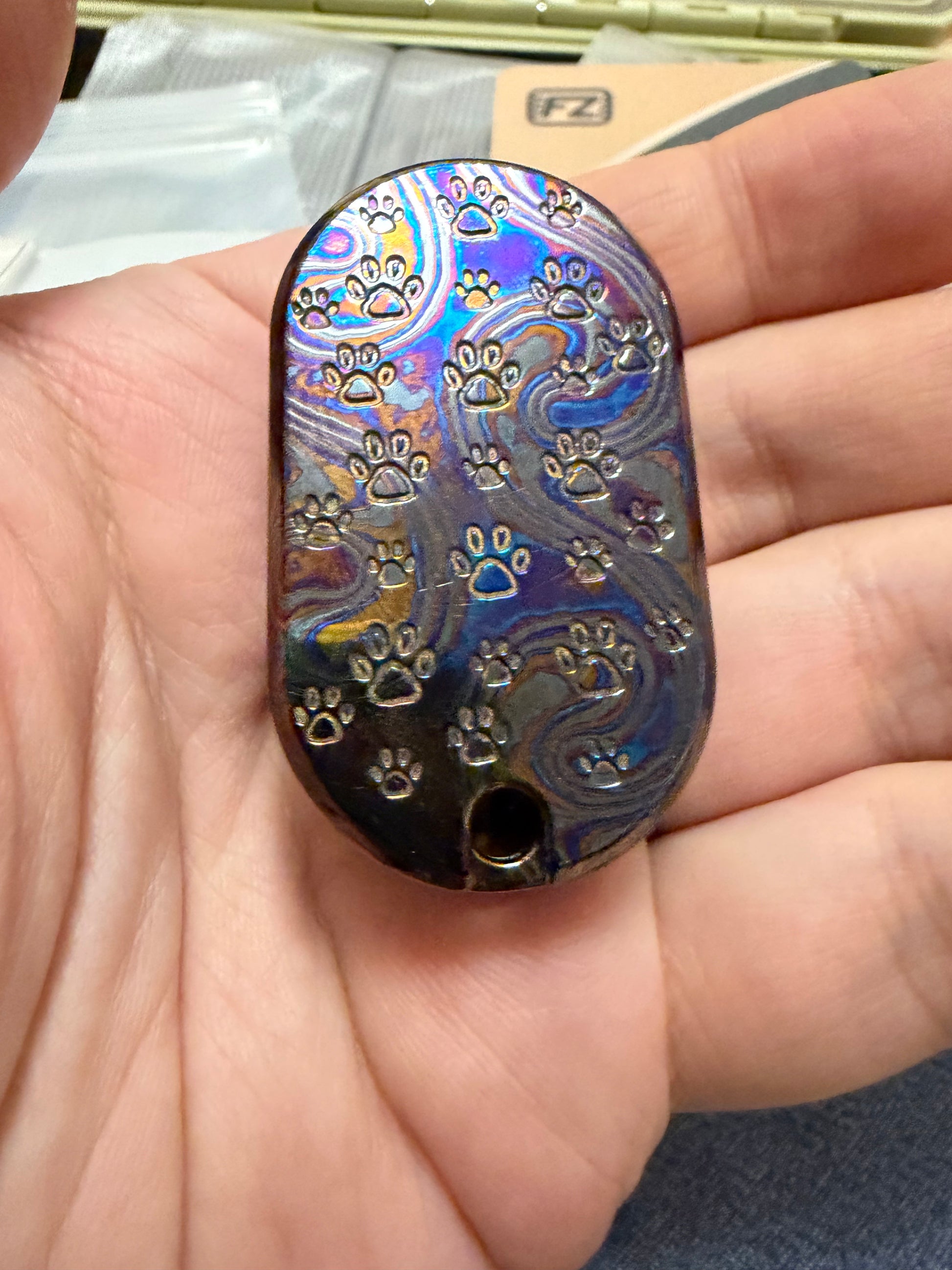F2.9 Zirconium Zircuti