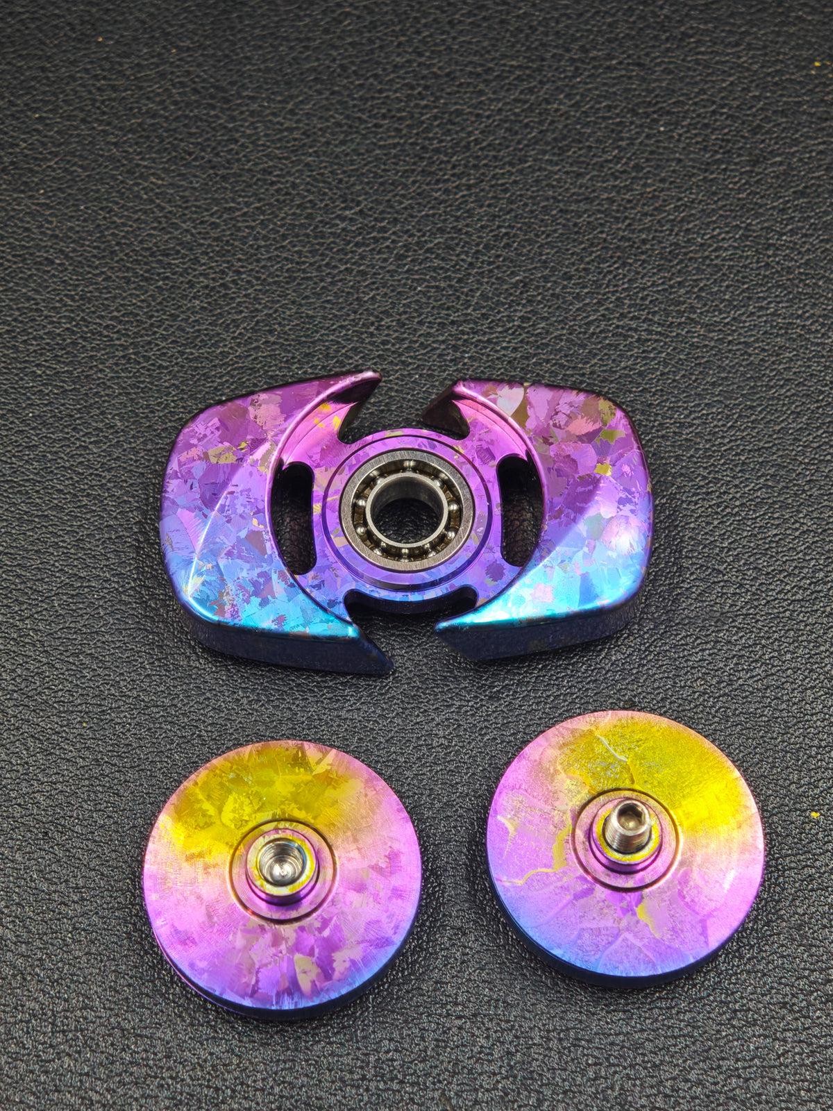 Spinner Crystallized Titanium