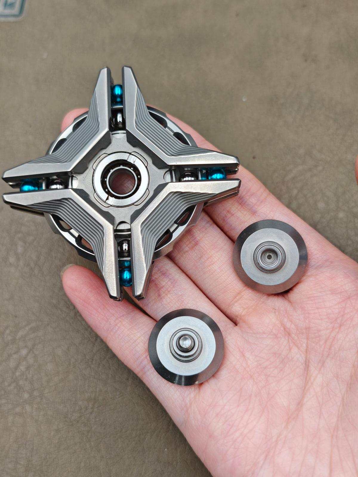 Manzala Titanium