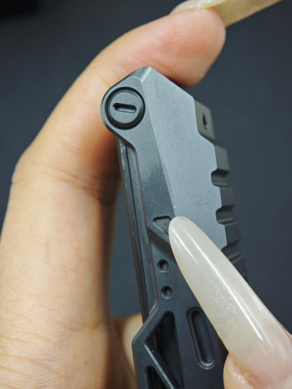 Razor Zirconium