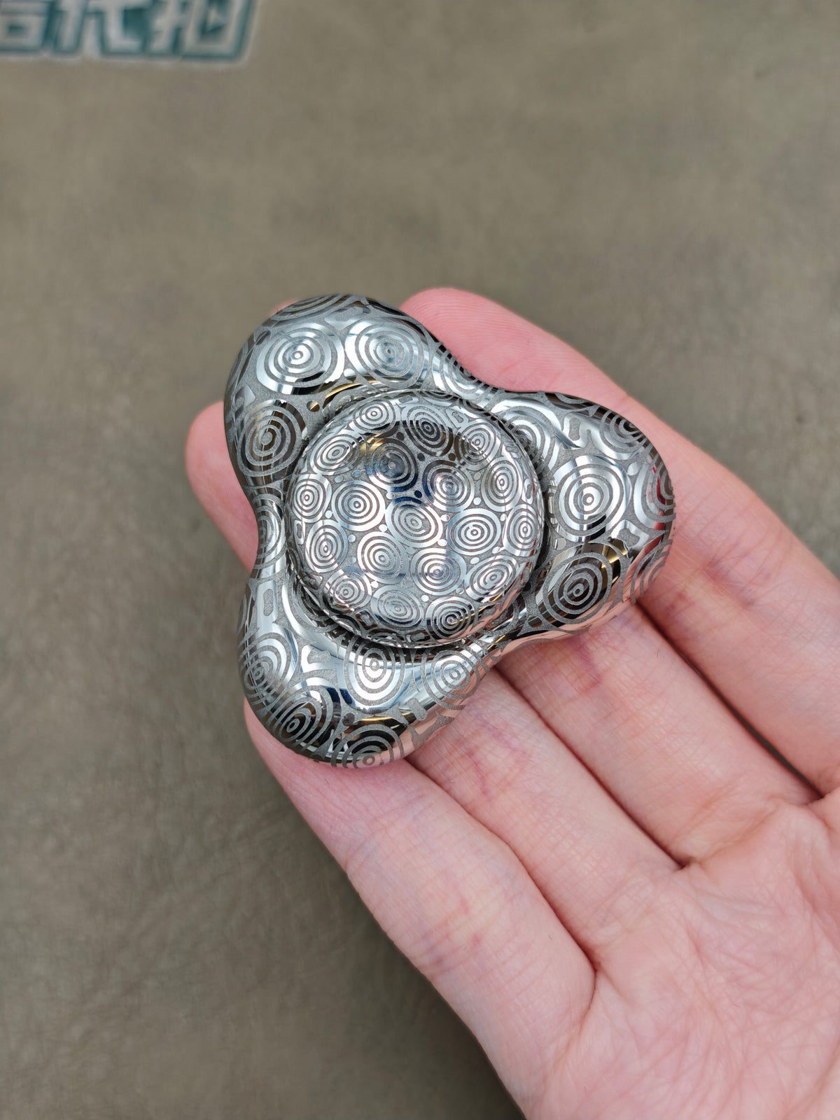 Three-Leaf Cell Damasteel