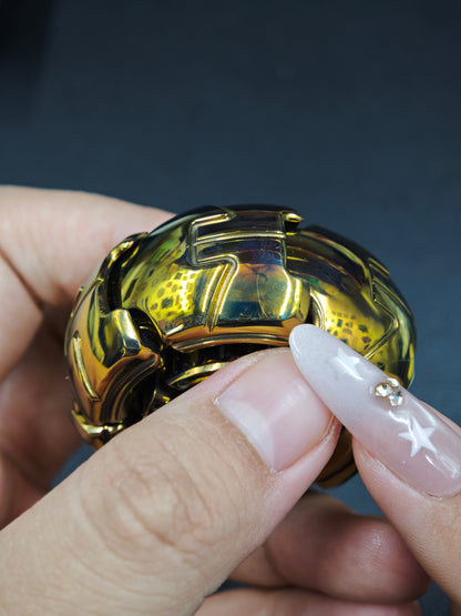 Pillbug Shell Opening Zirconium Gold Plated