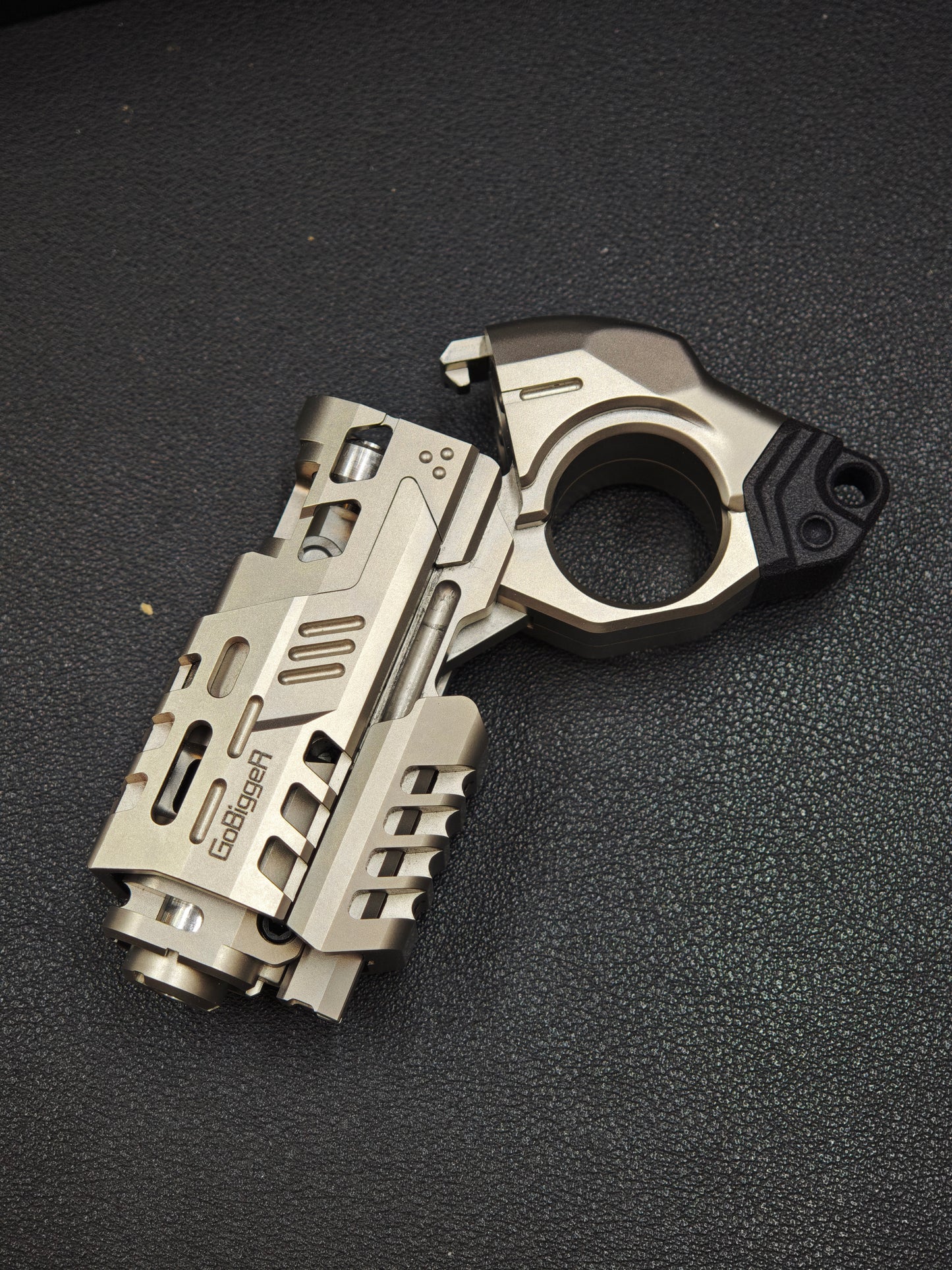 Punnk Titanium