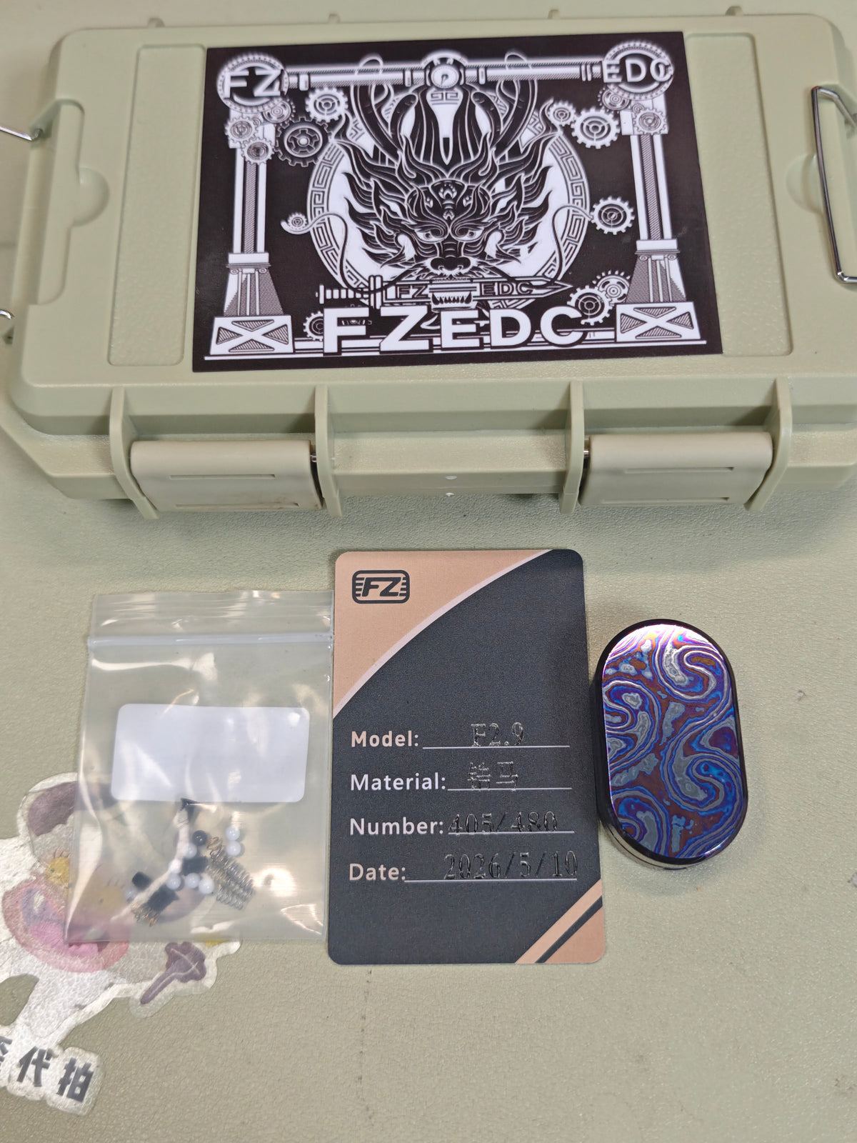 F2.9 Zirconium Zircuti
