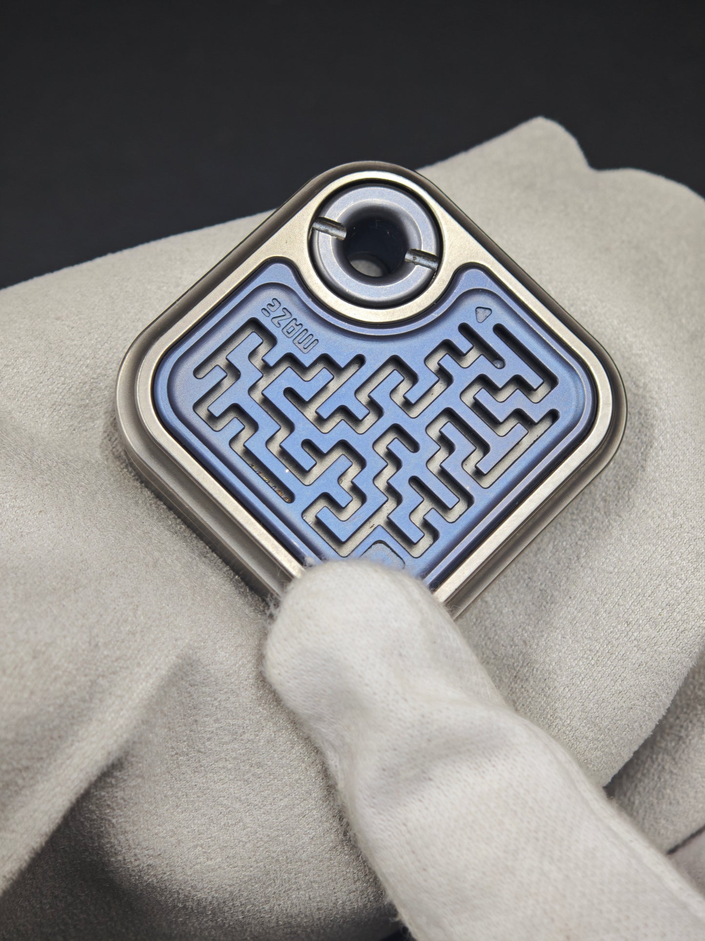 MAZE BLOCK Titanium
